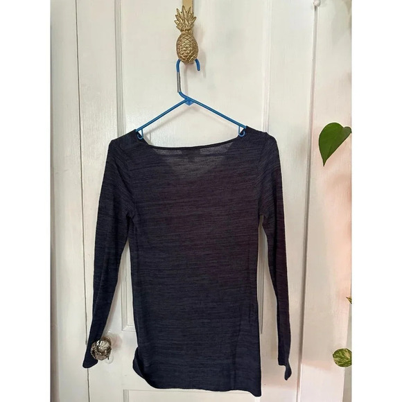 Loft Women’s size x-small Blue long sleeve blouse - Picture 5 of 6